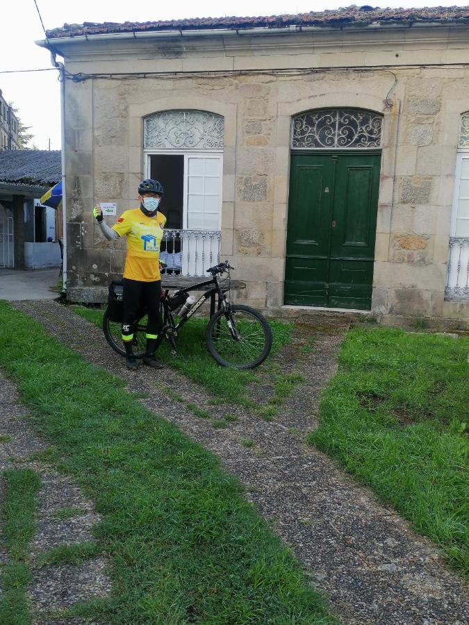 Pensión Alecer Caldas De Reis Exterior foto